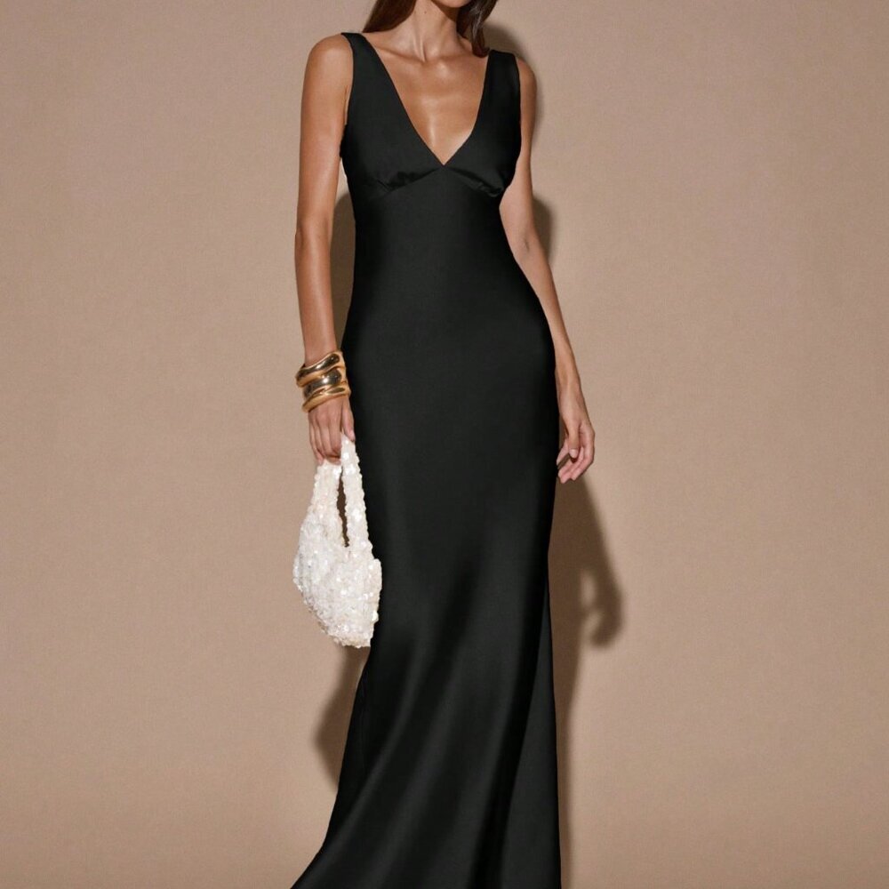Black Minimalist Women's Deep V-Neck Sleeveless Tie Dress Open Back Gown - Picture 4 of 6